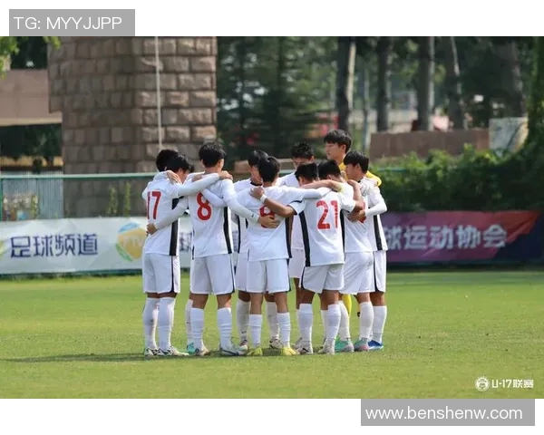 上海足球队灵活性变革引发热议探索新战术与球队未来发展方向 上海足球队灵活性变革引发热议探索新战术与球队未来发展方向