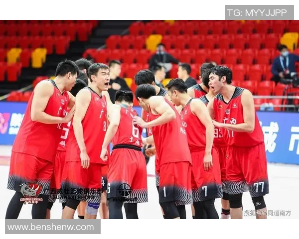 深圳羽毛球队以80分领跑世界锦标赛积分榜展现强大实力